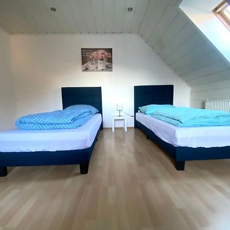 Komfortables Apartment カールスルーエ エクステリア 写真