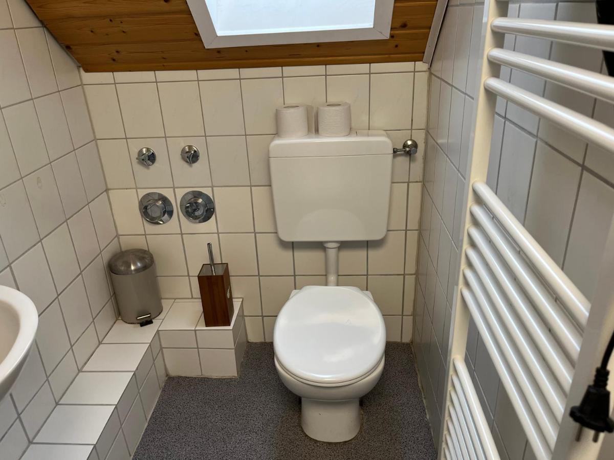 Komfortables Apartment カールスルーエ エクステリア 写真