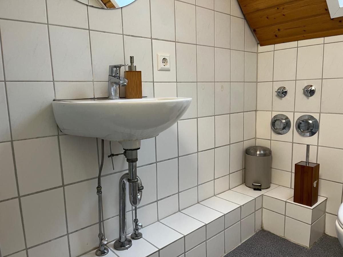Komfortables Apartment カールスルーエ エクステリア 写真