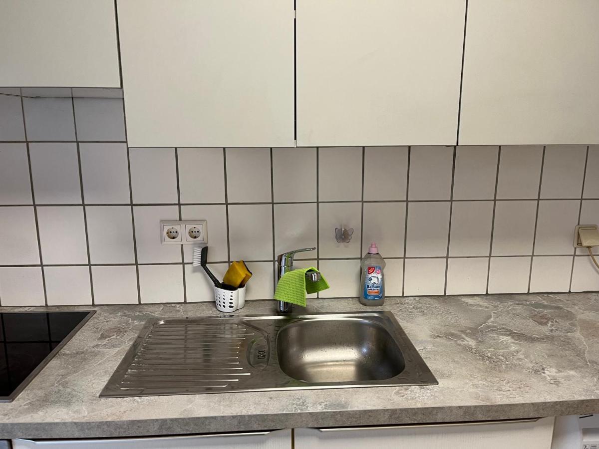 Komfortables Apartment カールスルーエ エクステリア 写真