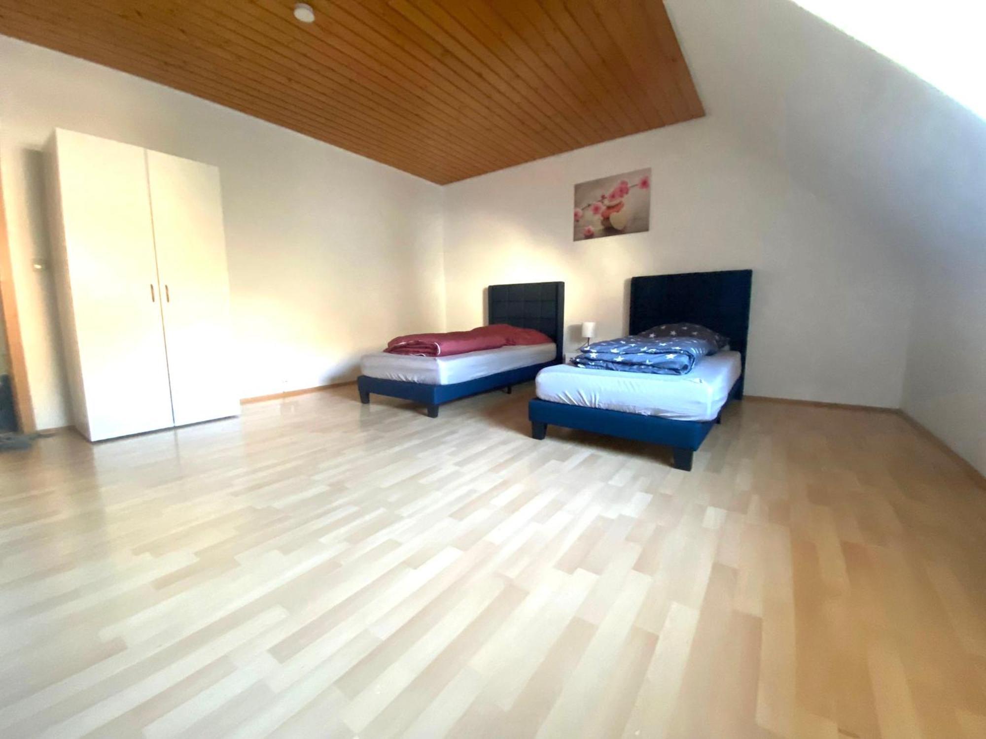 Komfortables Apartment カールスルーエ エクステリア 写真